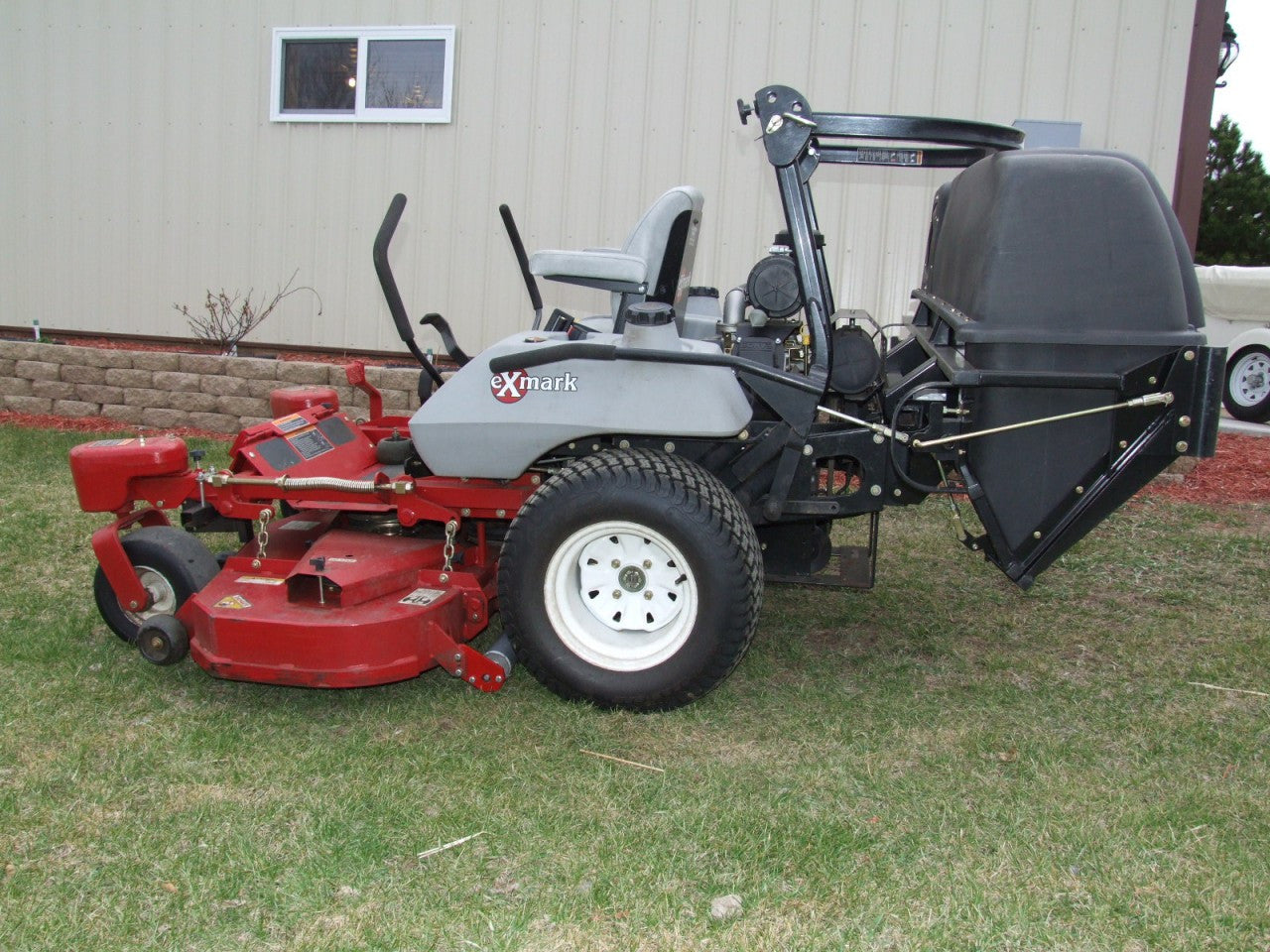 Pre-2009 eXmark Lazer Z with 60" Ultra Cut Deck Lawn Striping Kit